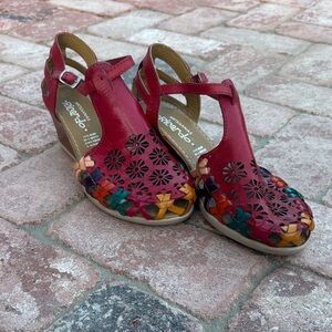 Ricardo Red and Multicolor leather Wedges 🤩
